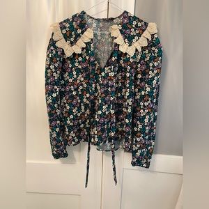 Zara floral blouse size small like new